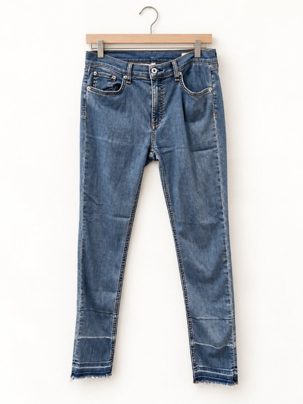 Rag & Bone/JEAN Ankle Skinny Jeans Women’s 30 Medium Wash Raw Hem
